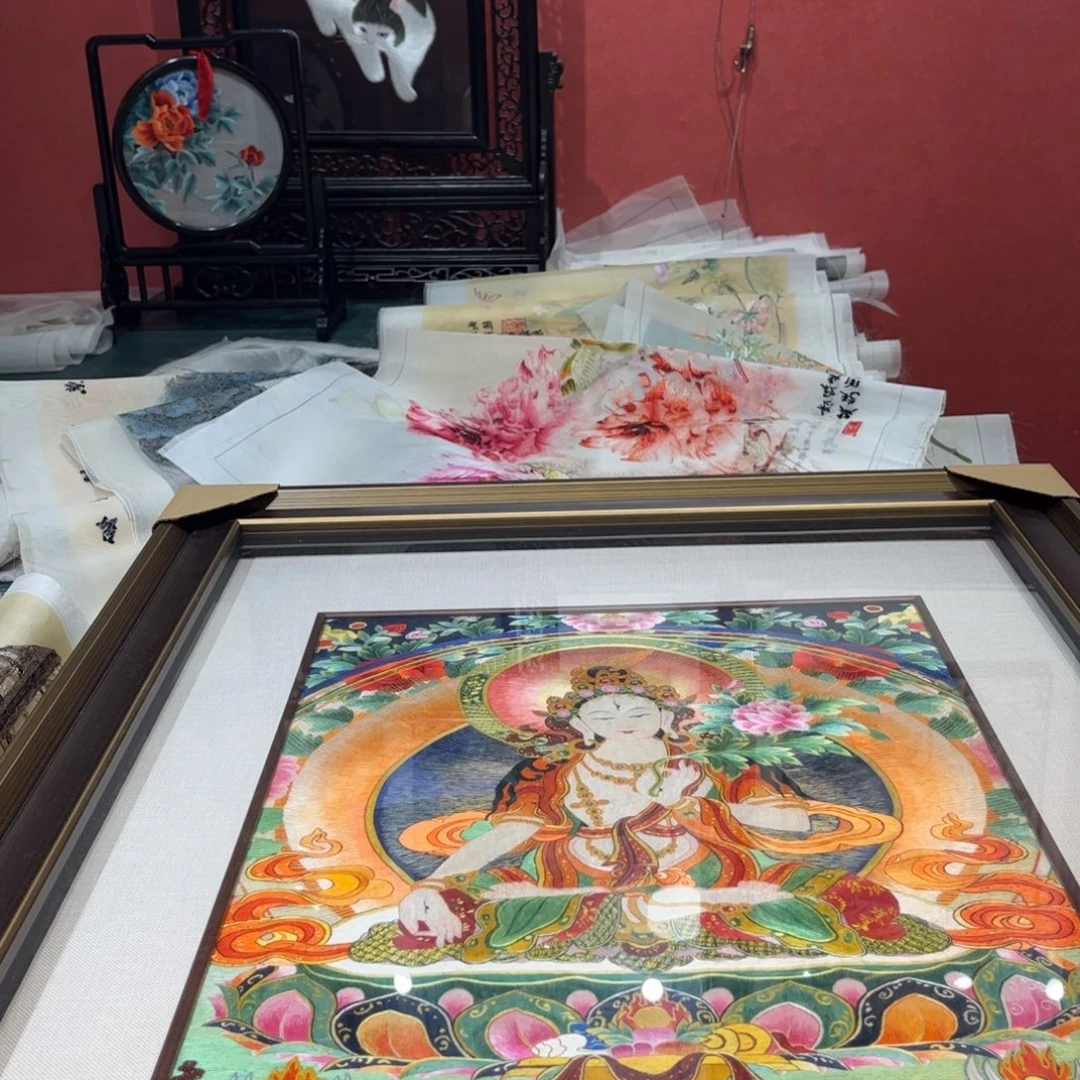 睿***n织绣纯手工制作的一款游戏机游戏的