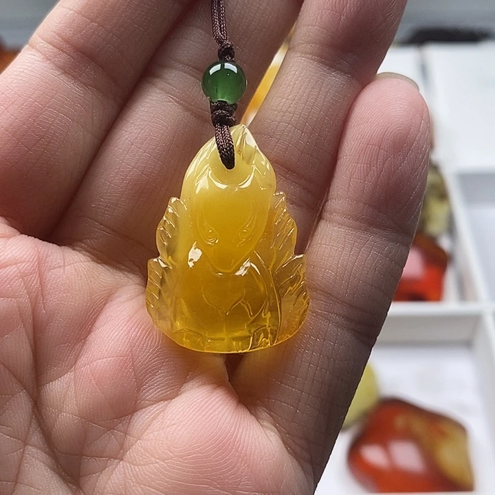 琥珀未镶嵌裸石手机挂件