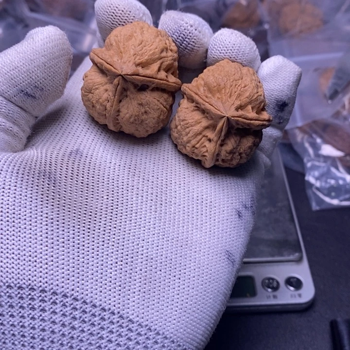 吊坠文玩核桃云南铁核桃炸福利43号