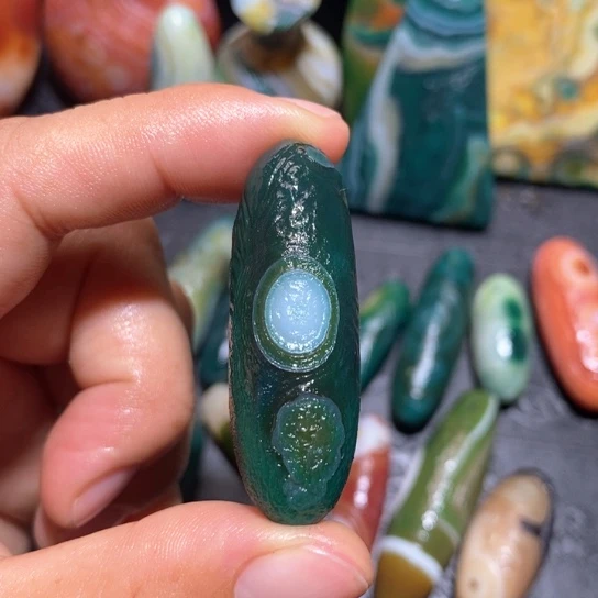 石英质玉珠宝半成品未镶嵌微*生