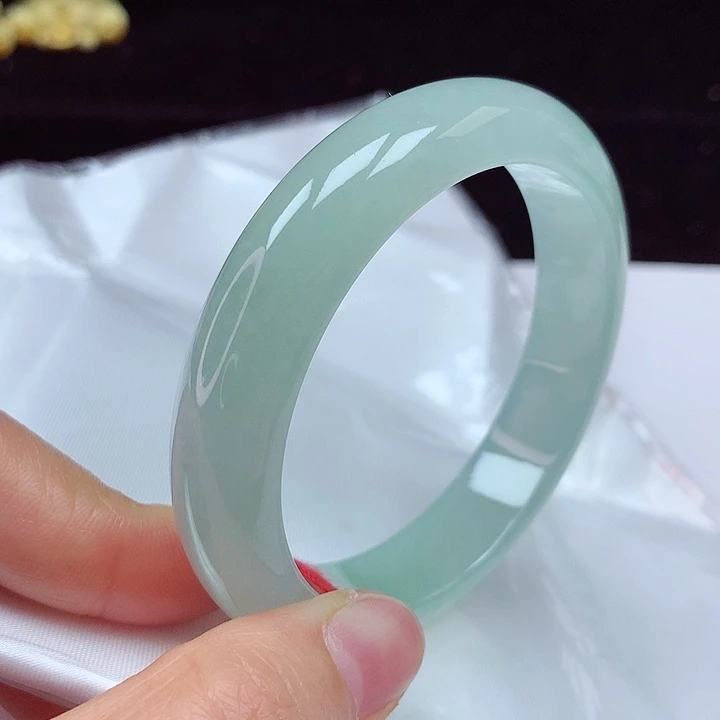 未镶嵌手镯翡翠54圈
