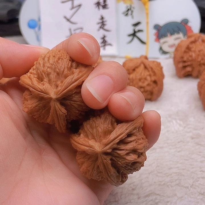 吊坠文玩核桃彪*三棱