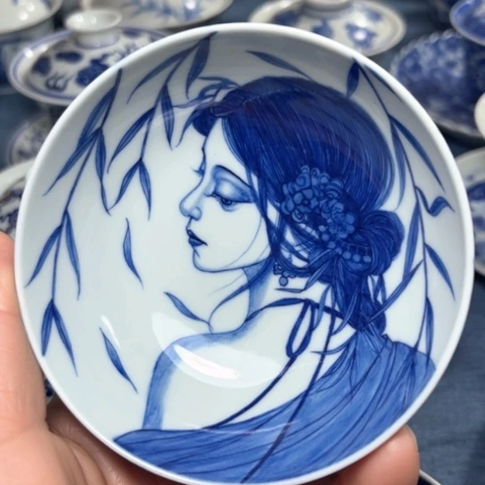 杯手绘青花美女普洱杯