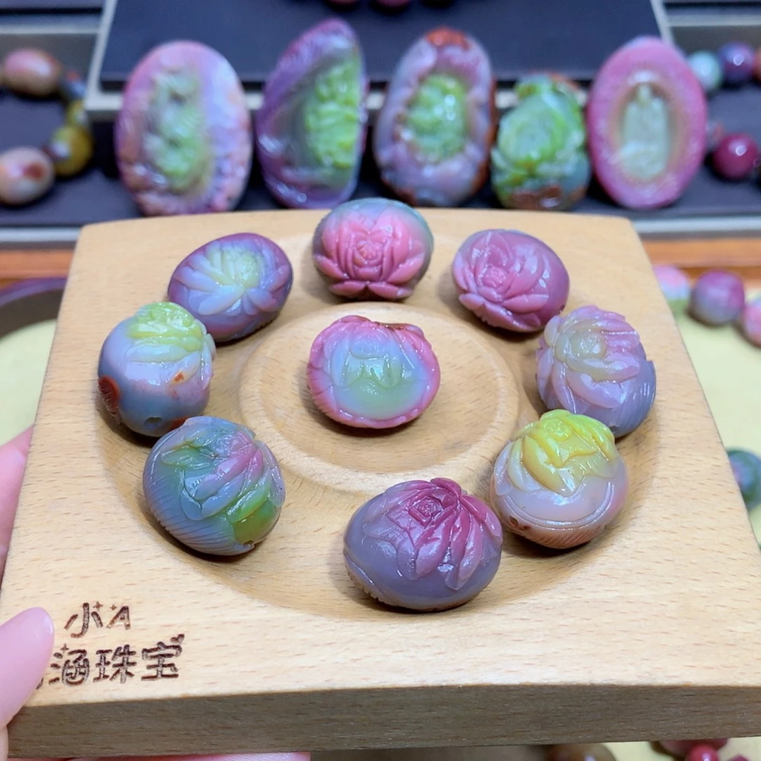 玛瑙未镶嵌挂件盐源定制