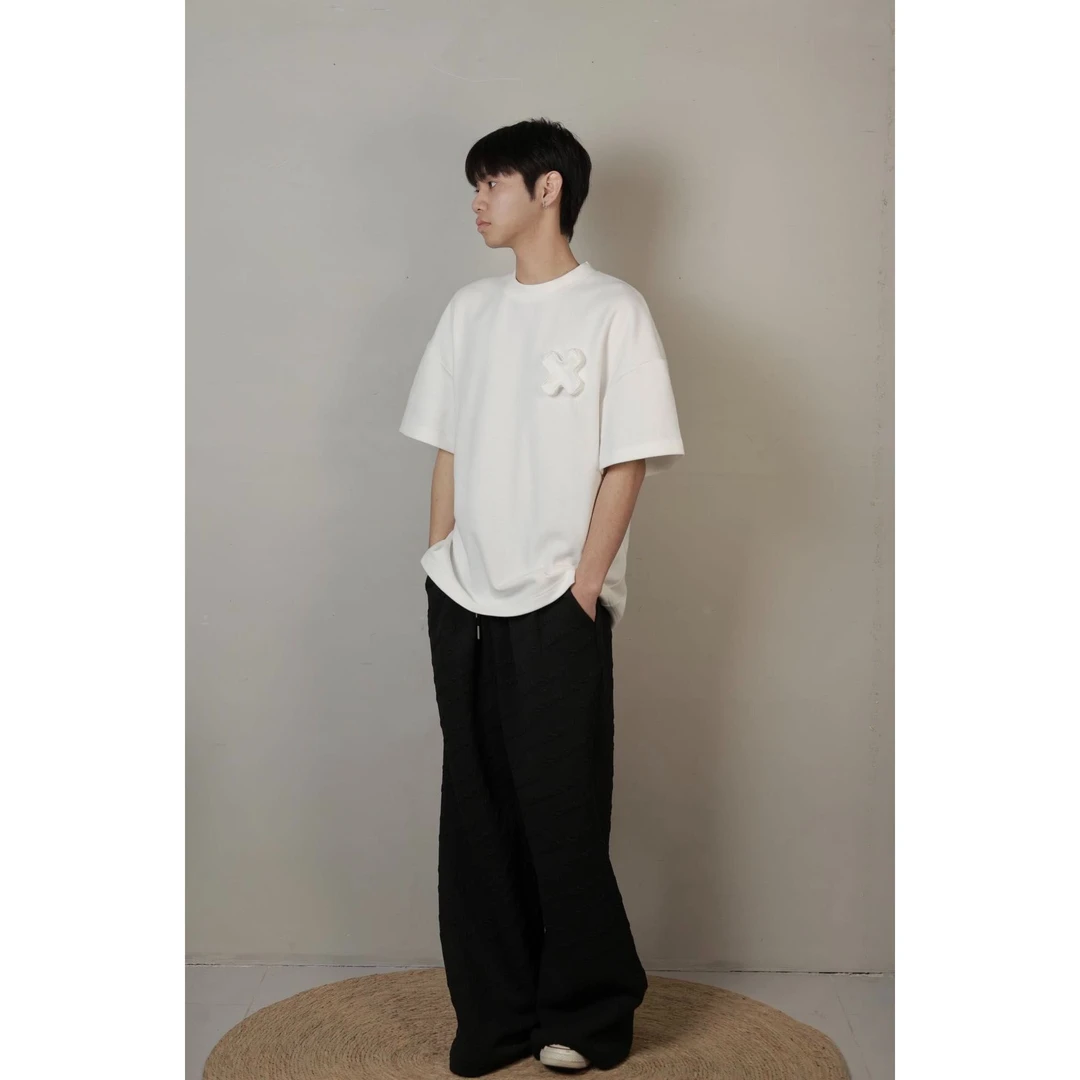 新春正肩圆领X侧标T恤——S2406328