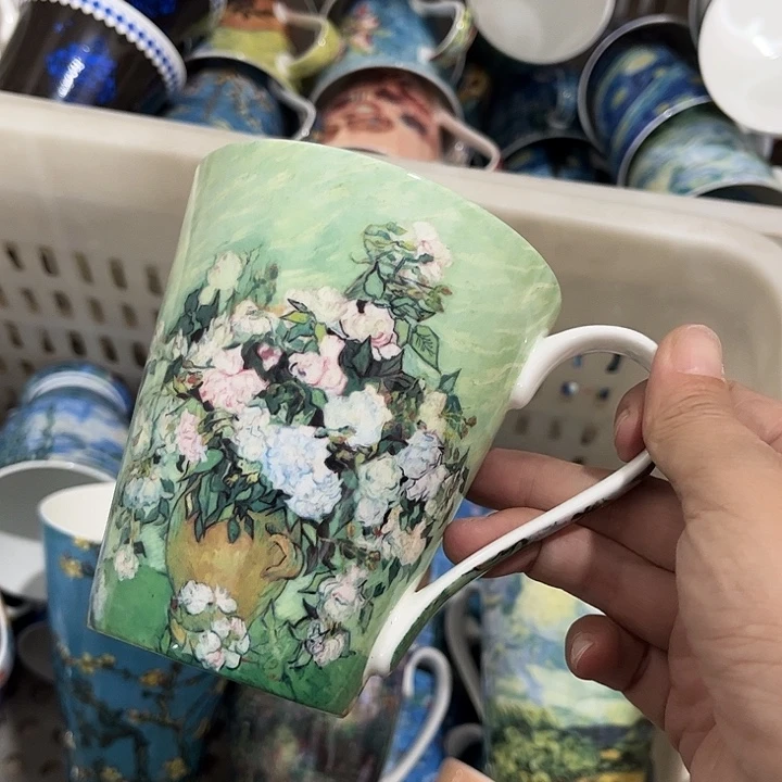 瓷片微瑕骨瓷马克杯比玫瑰一个