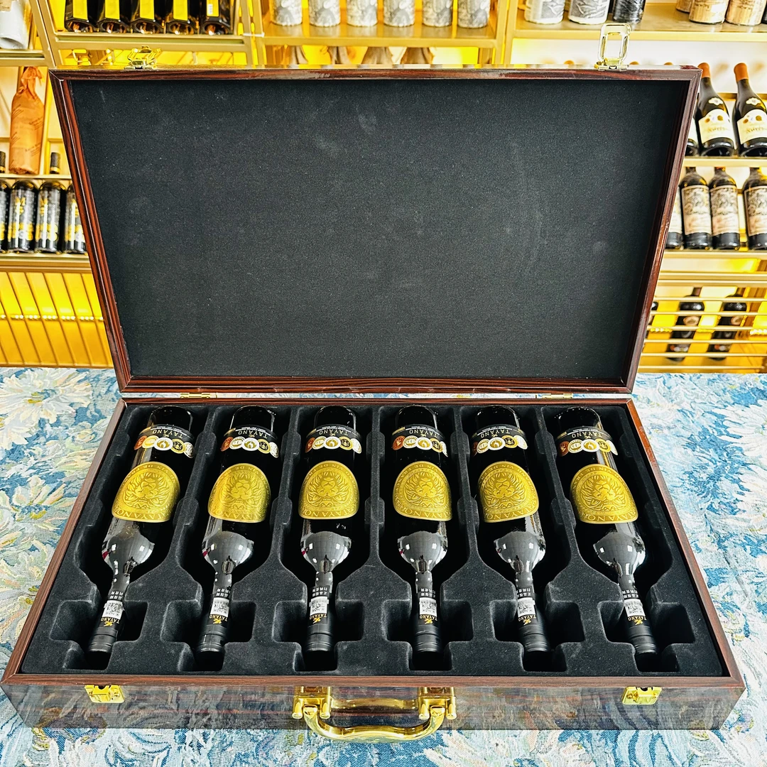 【朱庄主】狮王城堡金奖干红葡萄酒750ml*6支钢琴烤漆礼盒装