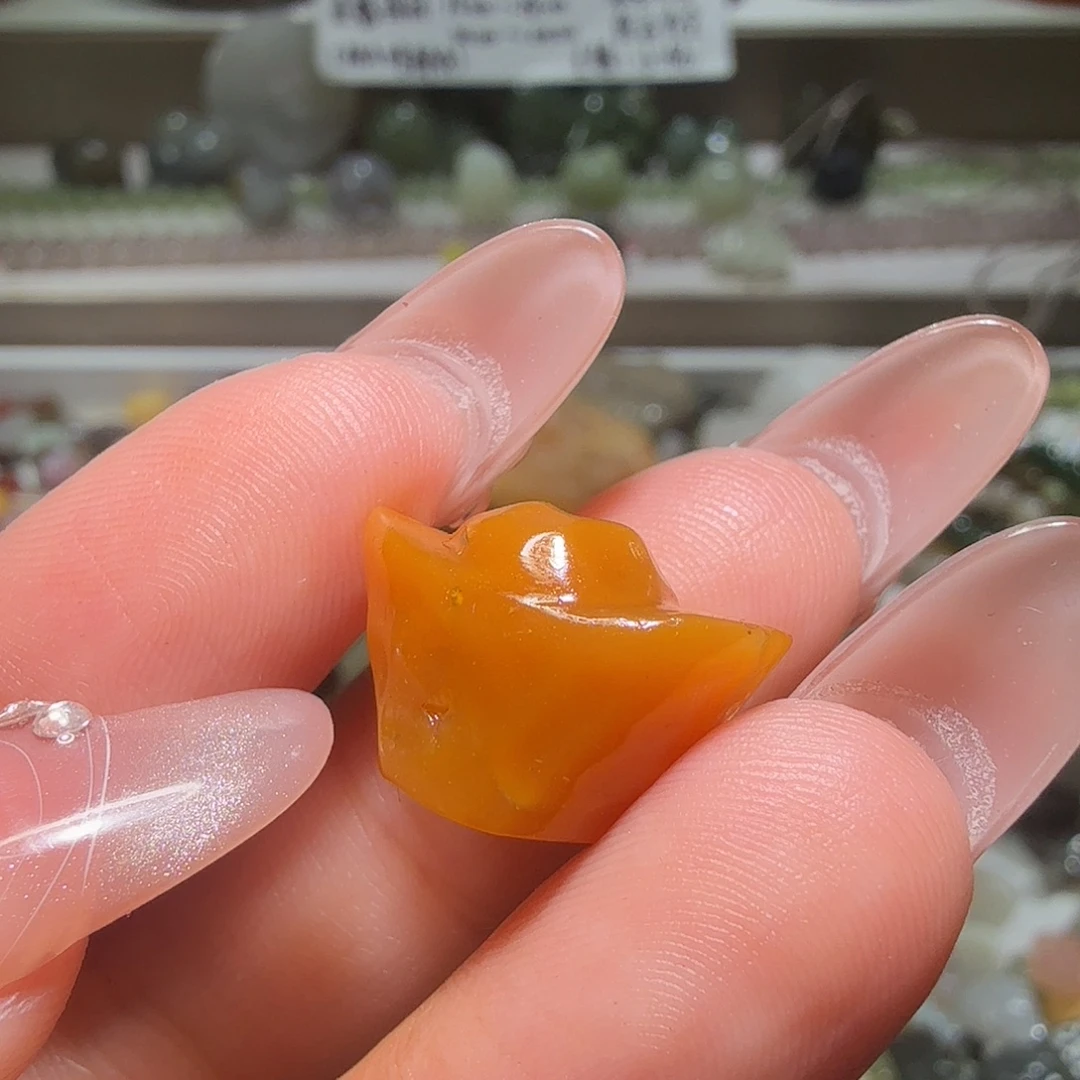 和田玉未镶嵌珠宝奇石包容