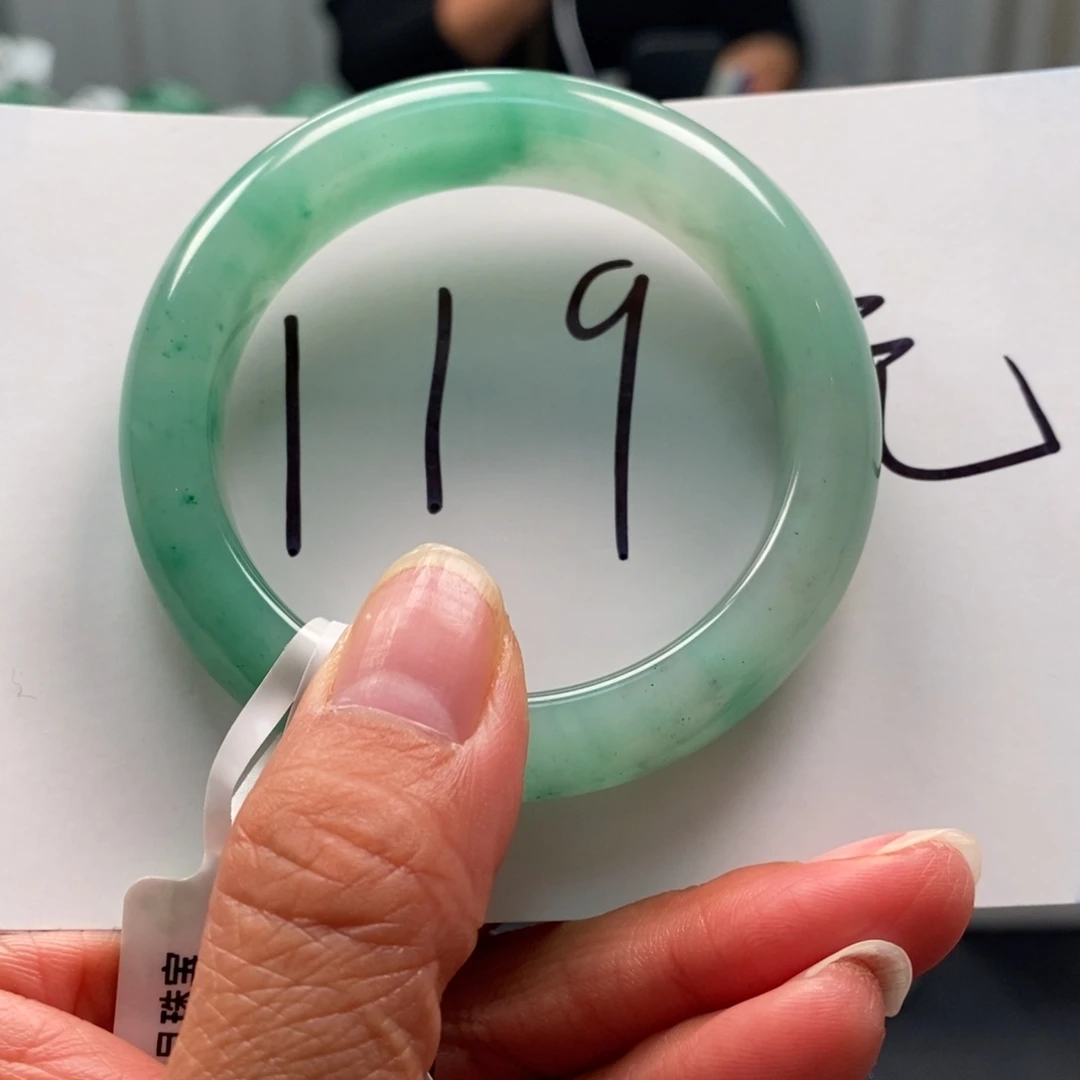 石英质玉未镶嵌手镯手镯