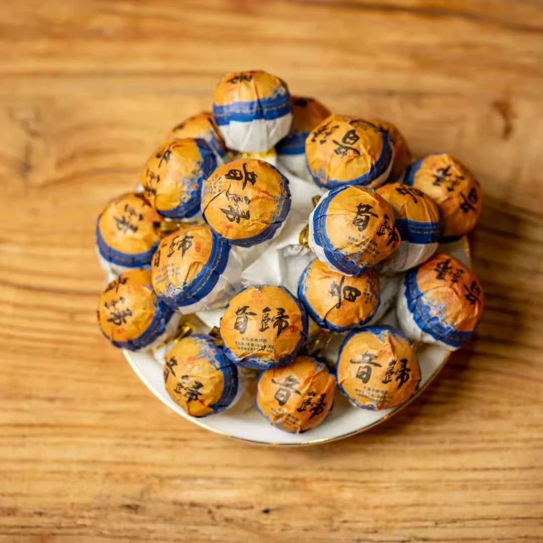 2017年《昔归》混采头春古树纯料普洱茶生茶（龙珠）