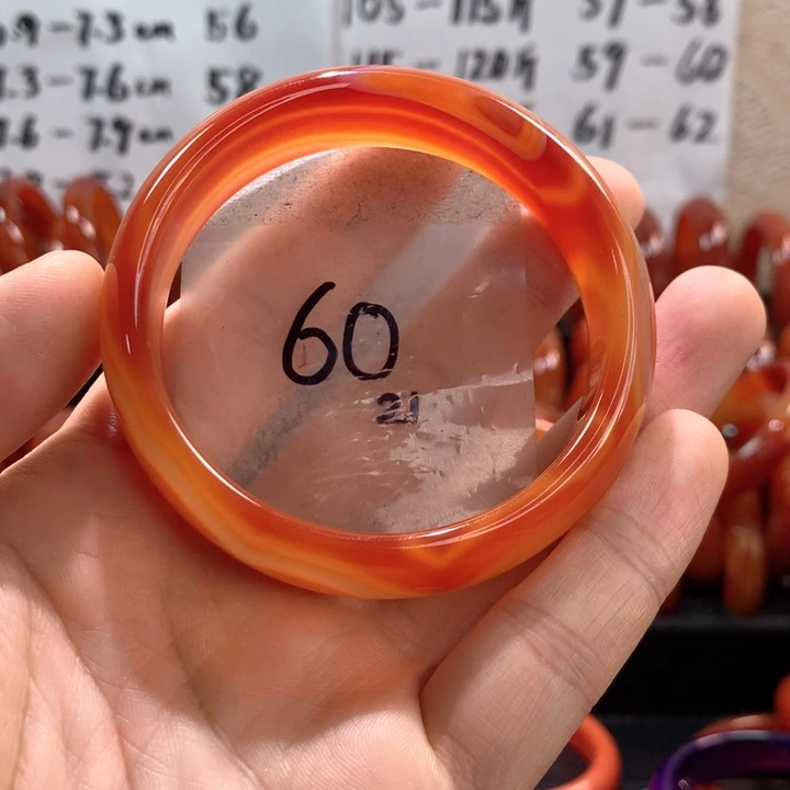 玛瑙/玉髓手镯未镶嵌