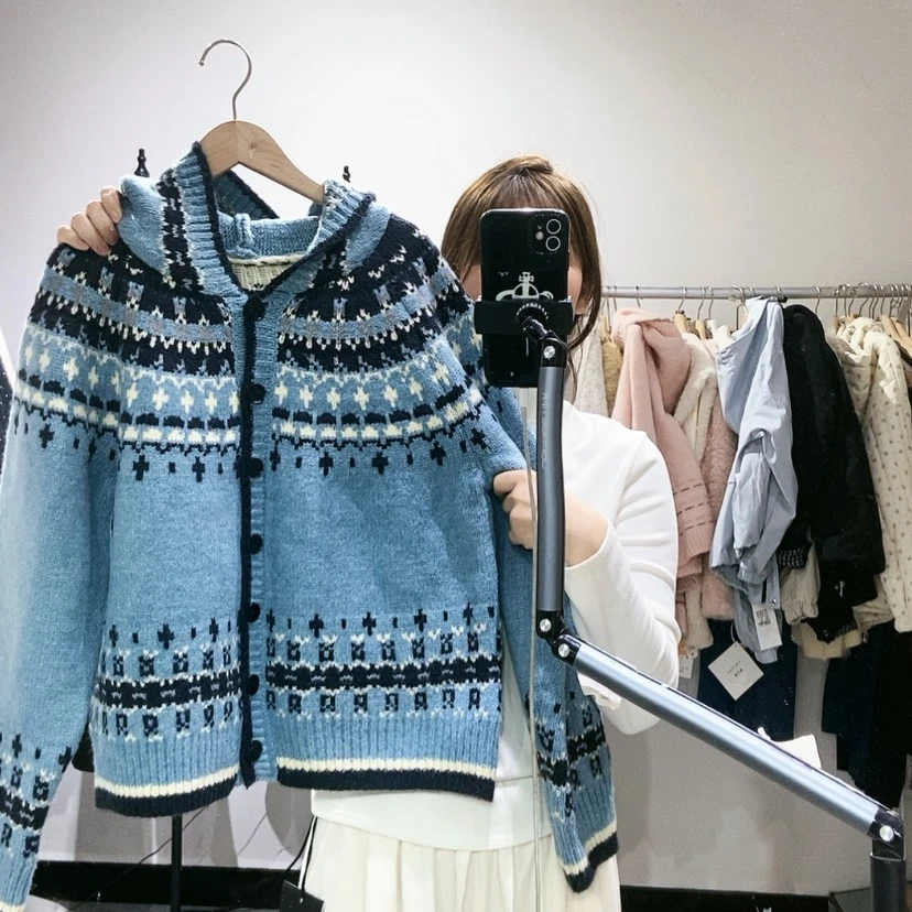 【闪购商品】蓝色开衫
