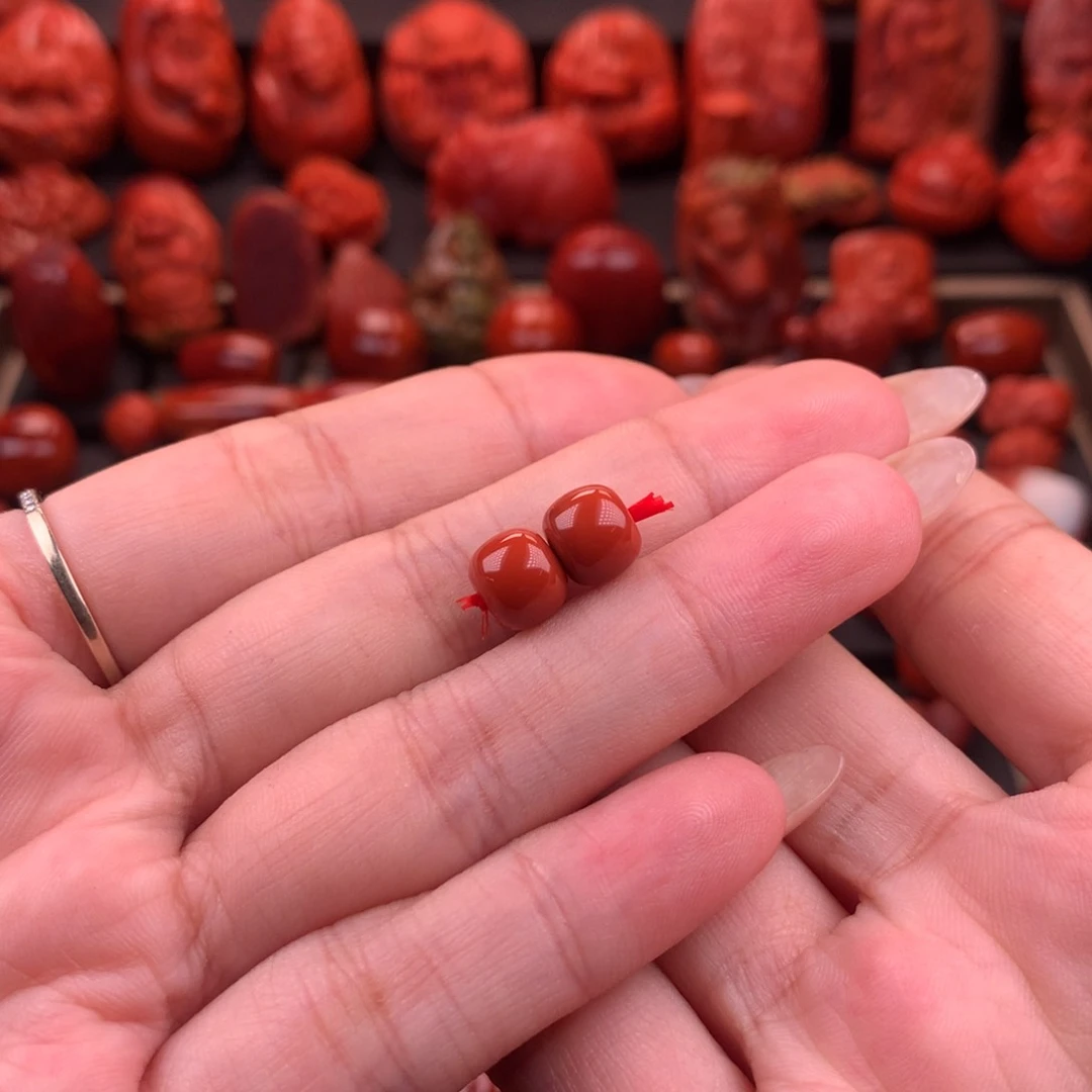 南红玛瑙南红川料原矿老型对珠8.2mm未镶嵌