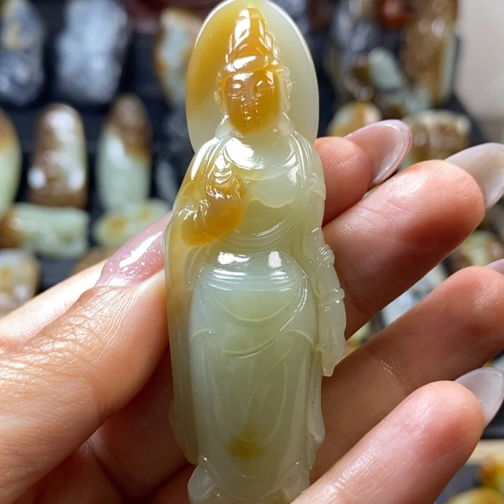 和田玉未镶嵌挂件