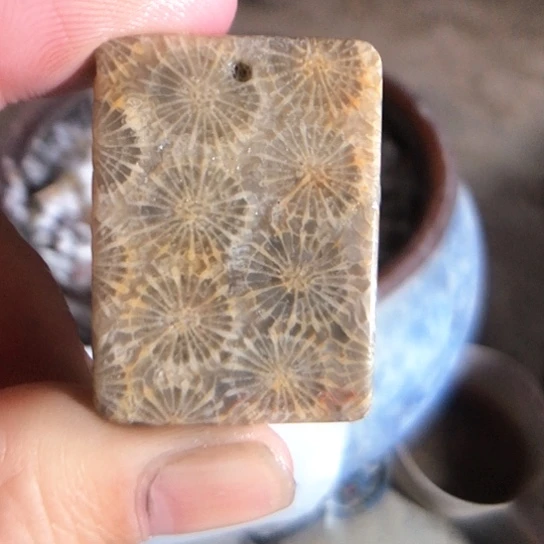 硅化玉吊坠未镶嵌