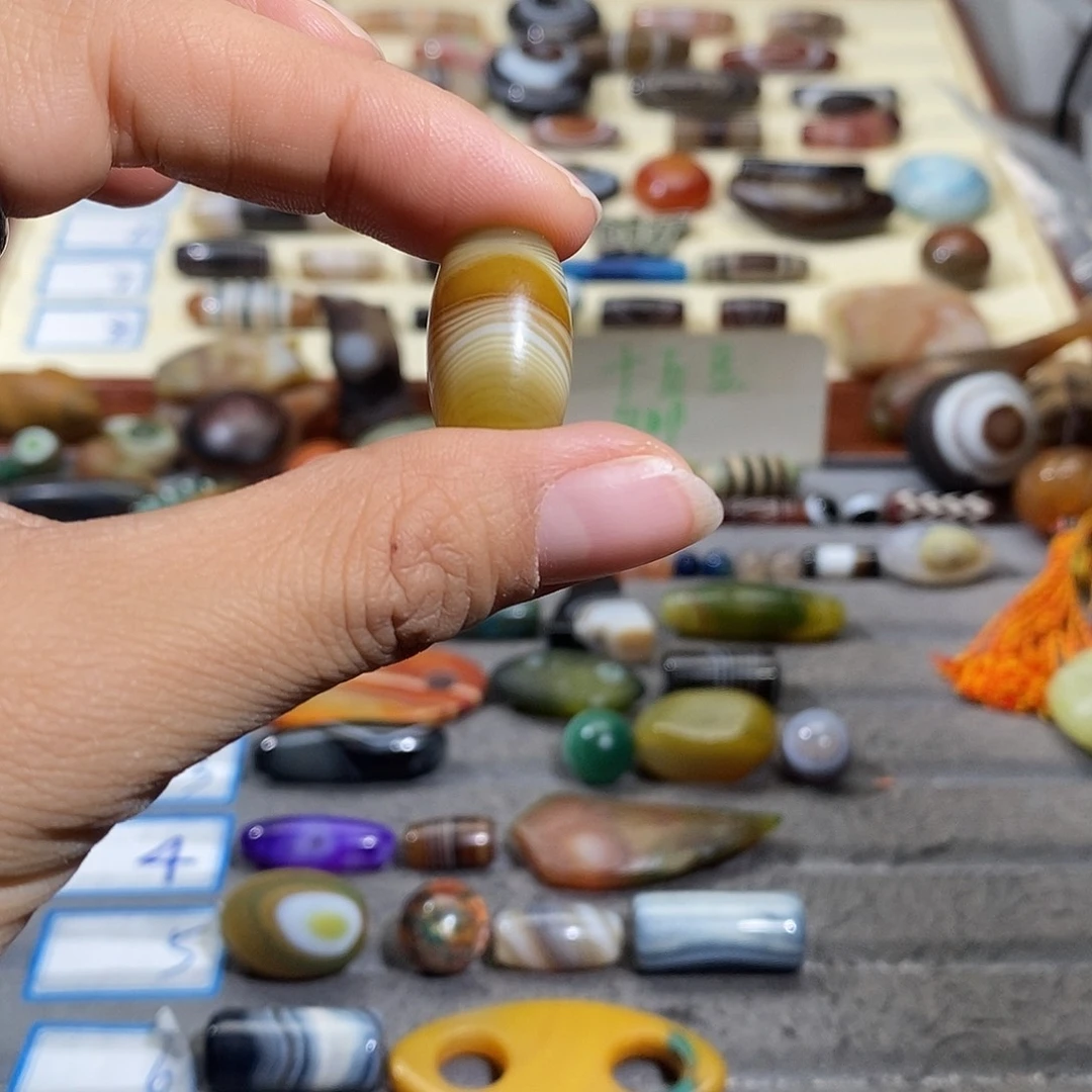 萌***子玛瑙/玉髓合金颈饰