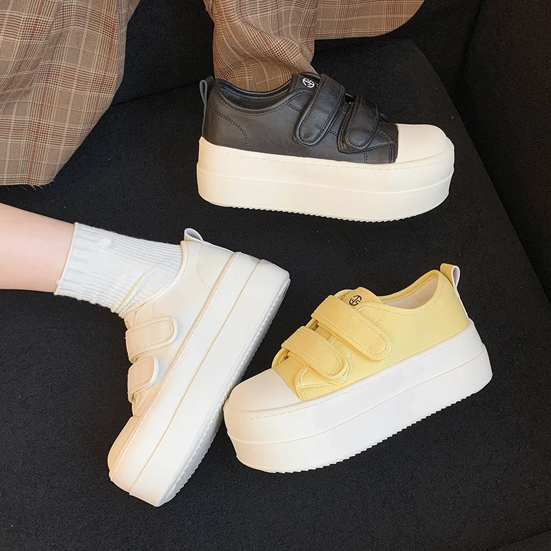 魔术贴小白鞋女2025新款增高时尚休闲鞋学生鞋子小众厚底春季女鞋