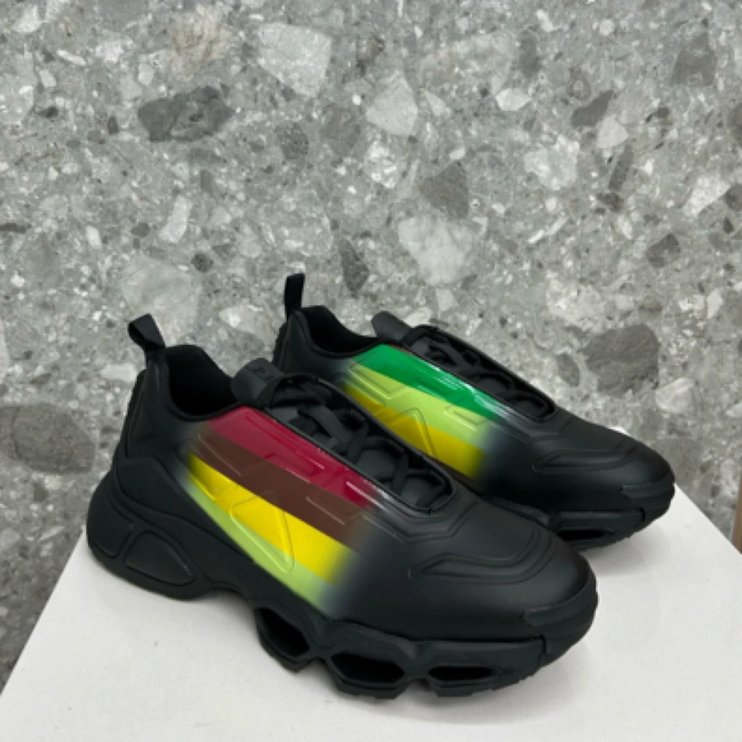 未使用 Prada/普拉达 134137 Collision 厚底慢跑运动鞋