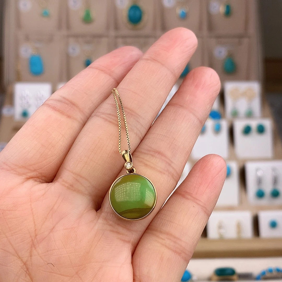 绿松石18K金镶嵌吊坠(赠链)