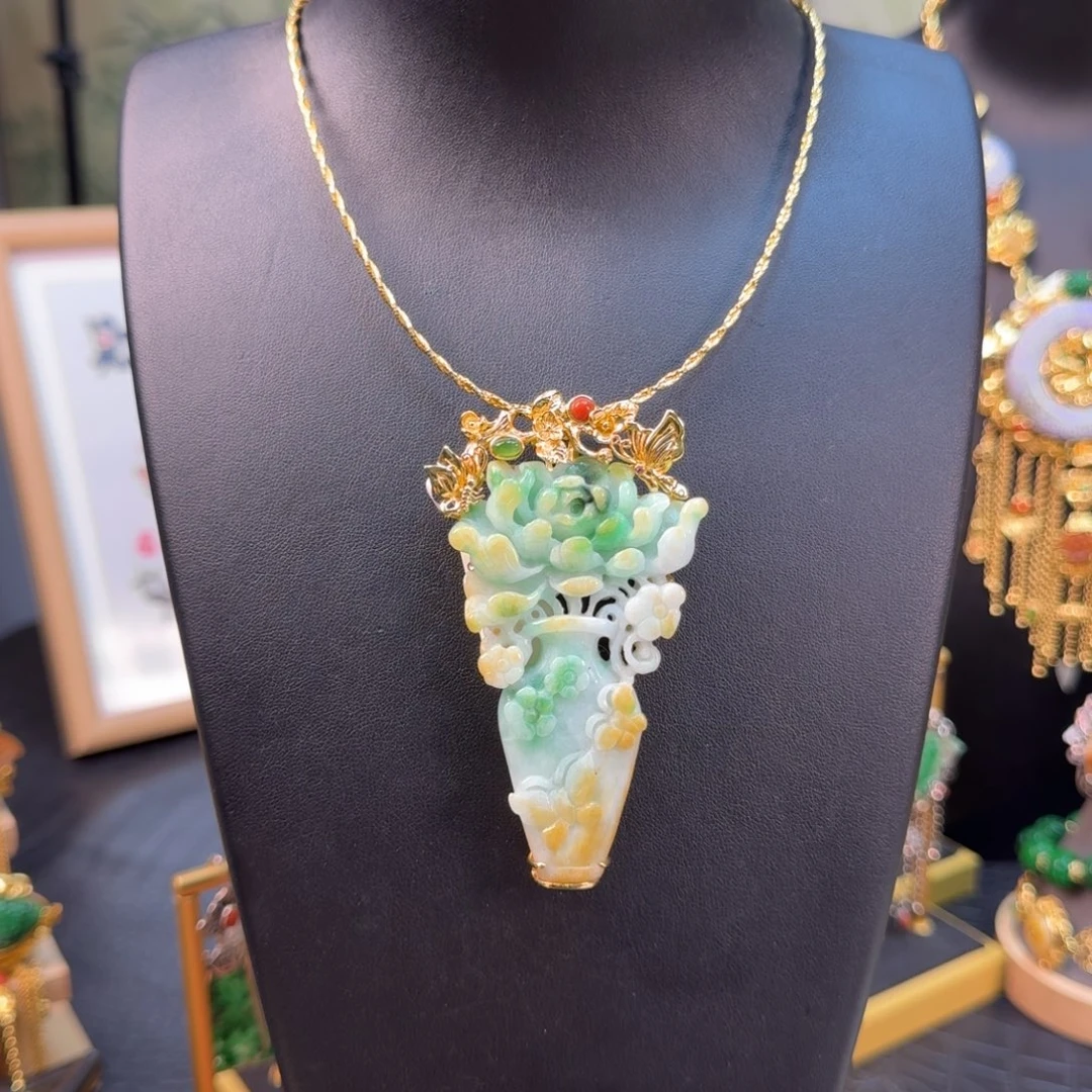 翡翠银S925镀金镶嵌颈饰