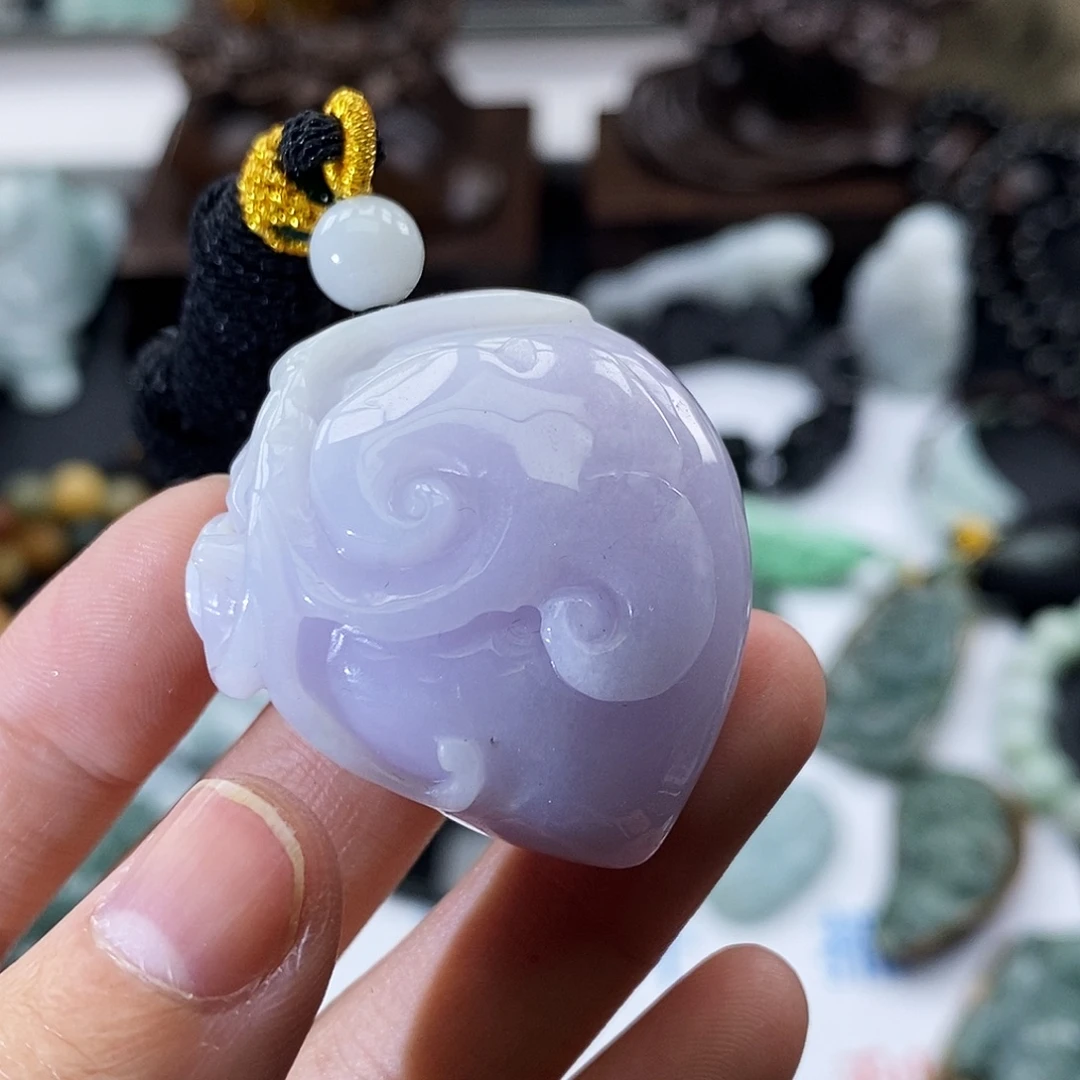 翡翠未镶嵌颈饰缅甸翡翠a货 桃子吊坠