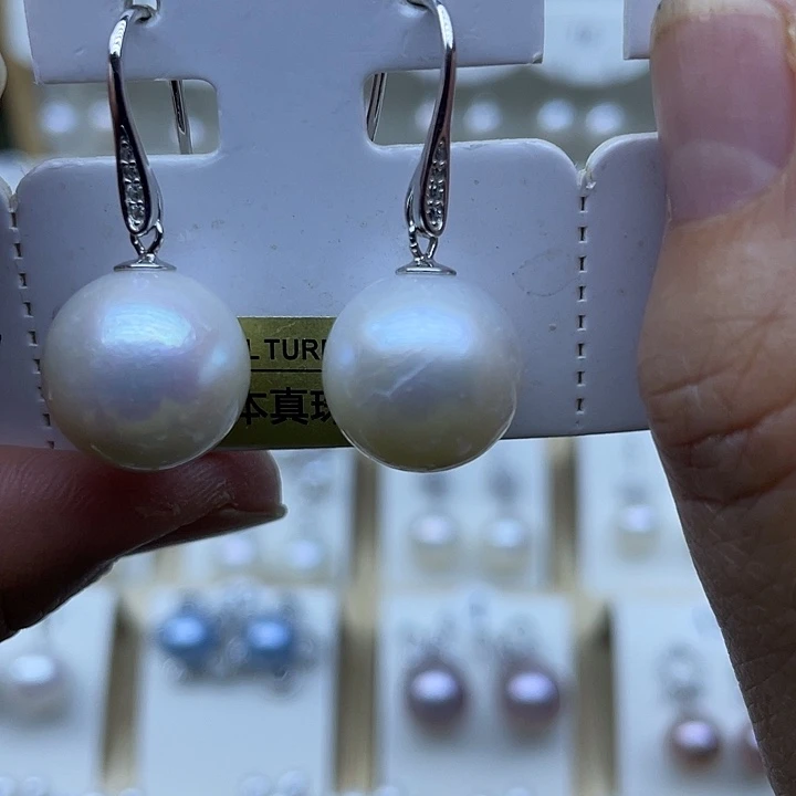 淡水珍珠银S925镶嵌耳饰