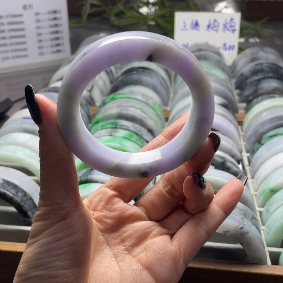 定制翡翠未镶嵌翡翠手镯