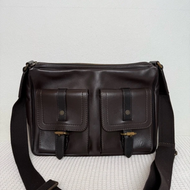 95新 LouisVuitton/路易威登 7780/男士时尚复古棕色全皮单肩包