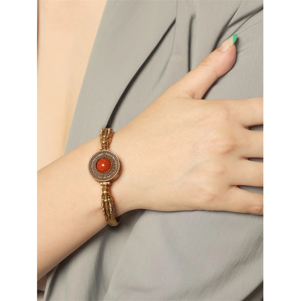 铜合金手镯 S11复古金手镯红珠镶嵌龙纹设计小众轻奢手饰个性耳环