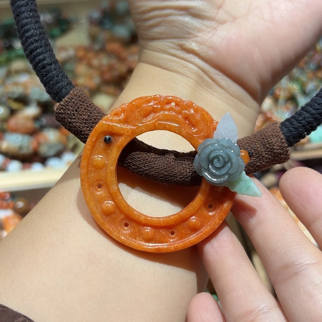 翡翠未镶嵌颈饰原创