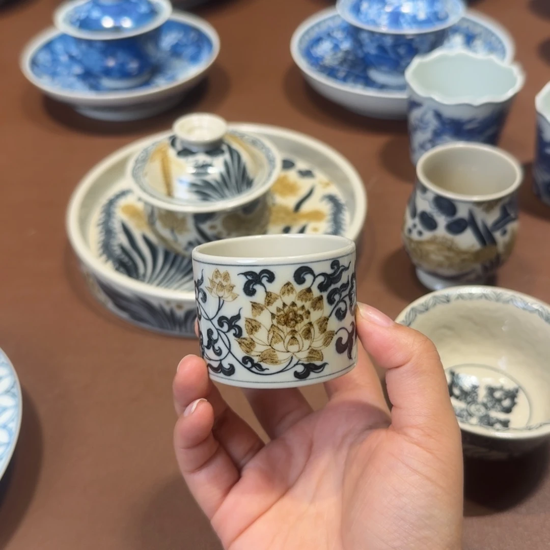 二号釉里金主人杯手绘