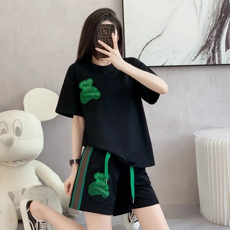 明星同款绣花服女夏装短裤套装薄款短袖上衣显瘦休闲减龄潮款