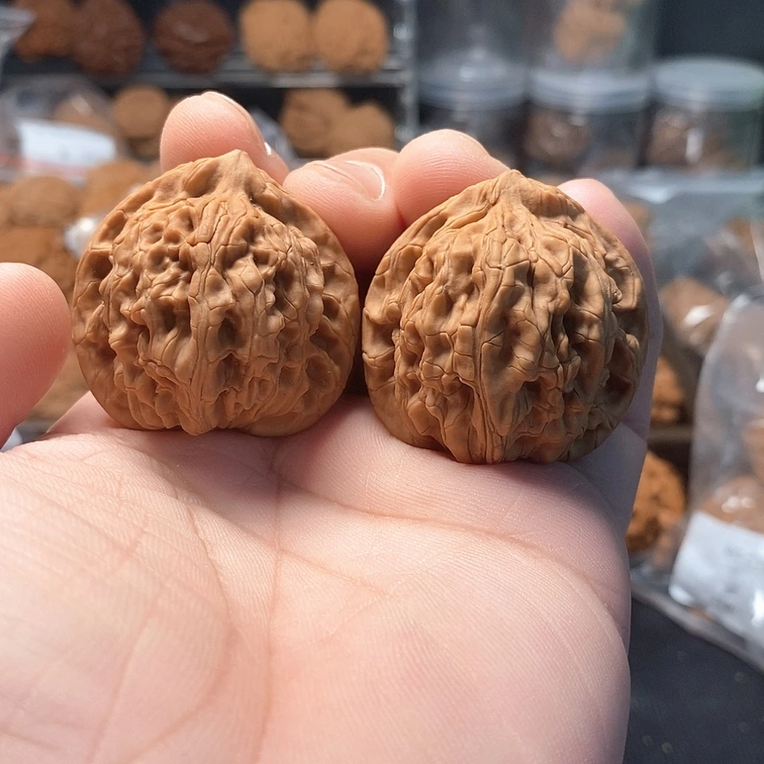 文玩核桃龙门柱38-270