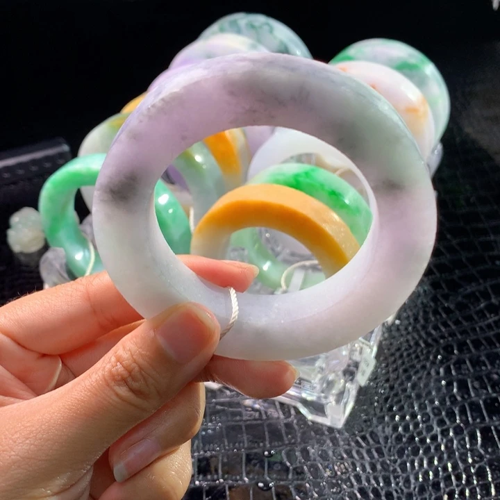 未镶嵌手镯定制翡翠