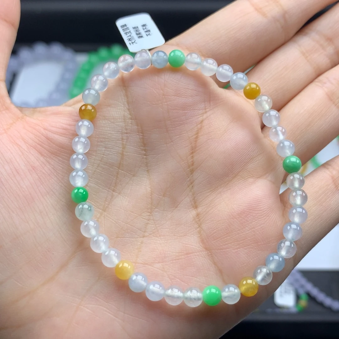 毛衣链未镶嵌翡翠?*运