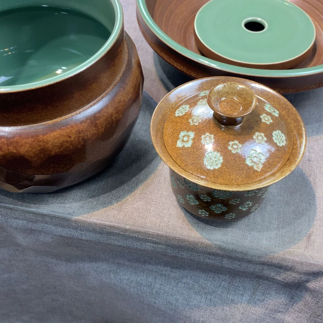 萬***囍龙泉青瓷手工制作