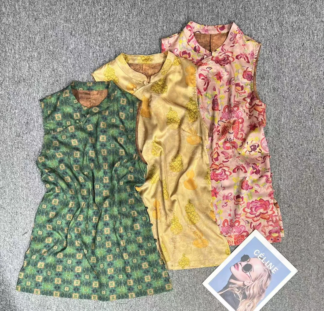 新款夏季奥黛侧面盘扣复古扎染无袖马甲背心女时尚气质显瘦上衣