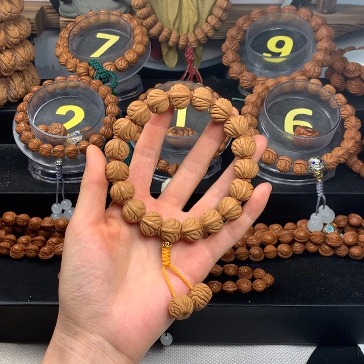 桃核吊坠1.5尺寸祥云