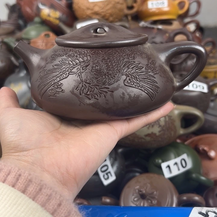 茶壶紫砂盖子跳砂