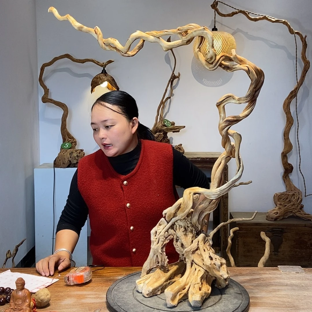 夜***灵天然根雕陶制艺术品