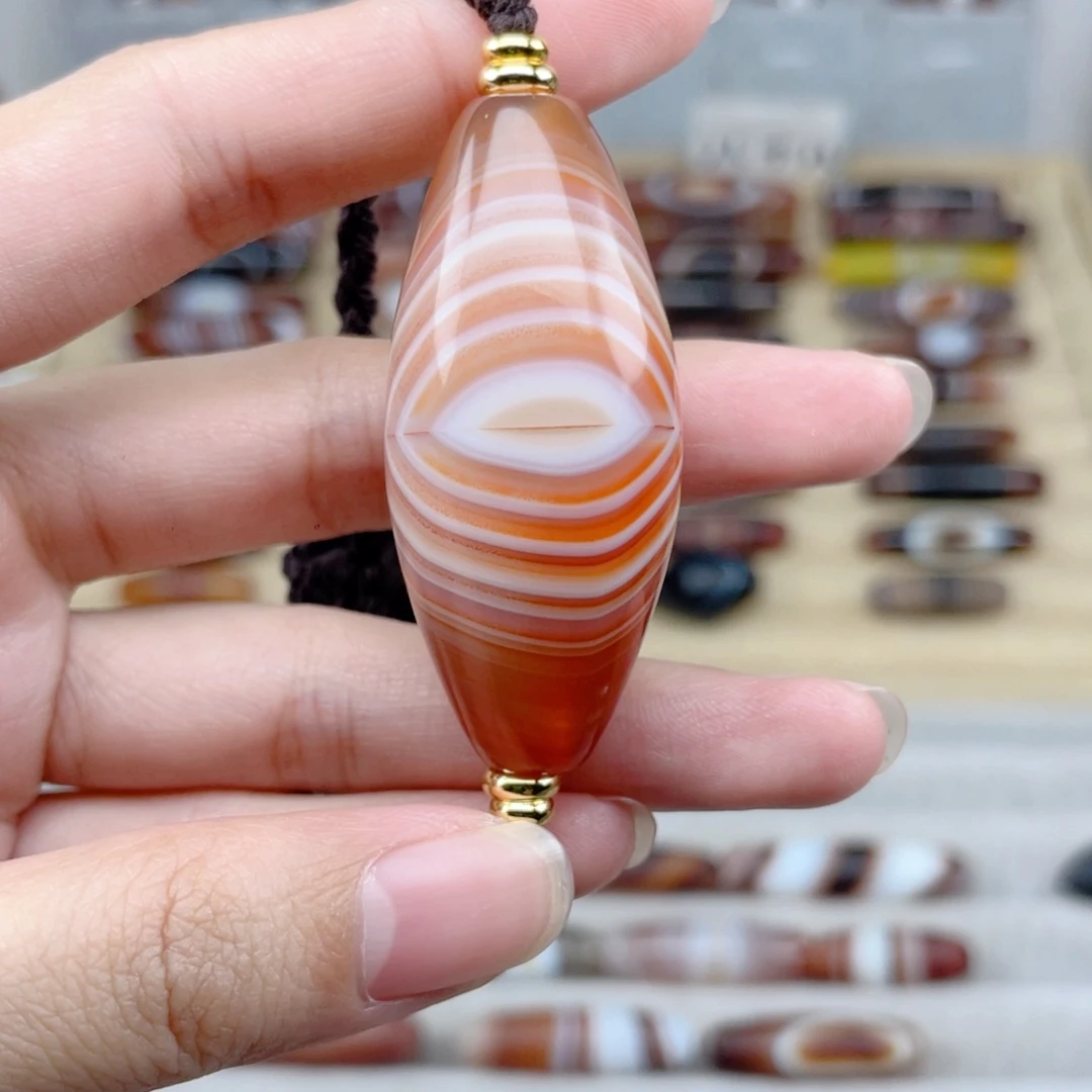 小***客玛瑙/玉髓合金颈饰