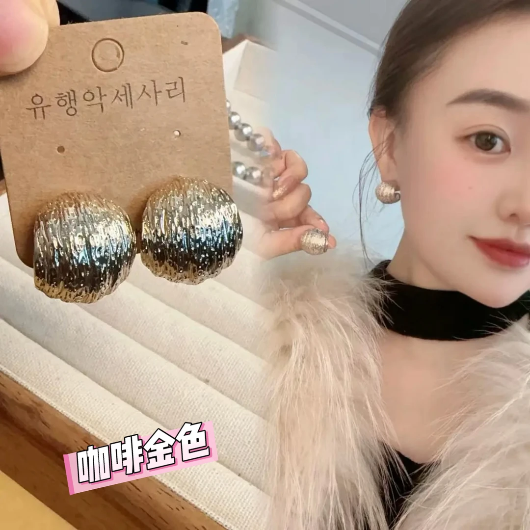 铜合金耳饰 【N19】2025爆款气质轻奢百搭简约精致网红设计师耳环