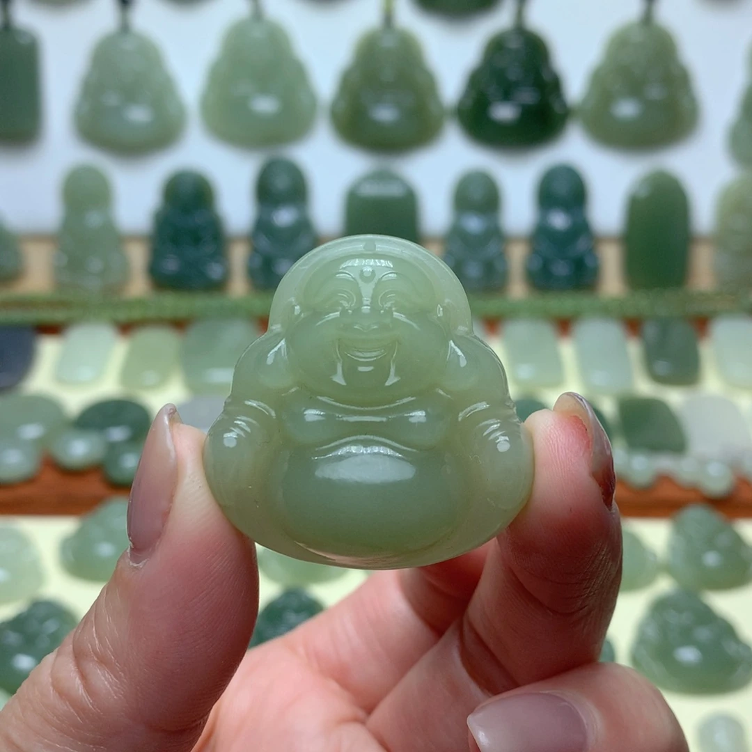 和田玉未镶嵌吊坠