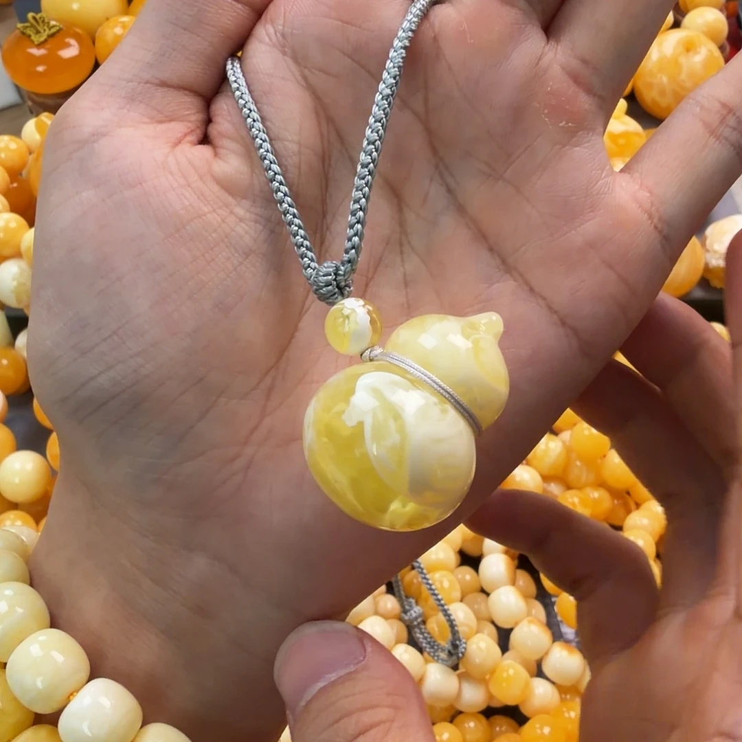 琥珀未镶嵌珠宝奇石13g