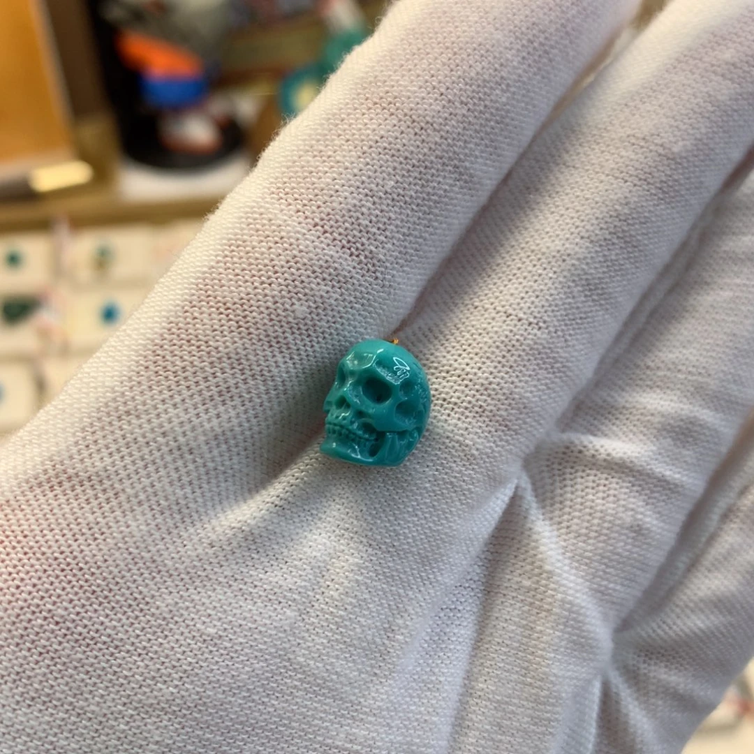 绿松石未镶嵌珠宝奇石