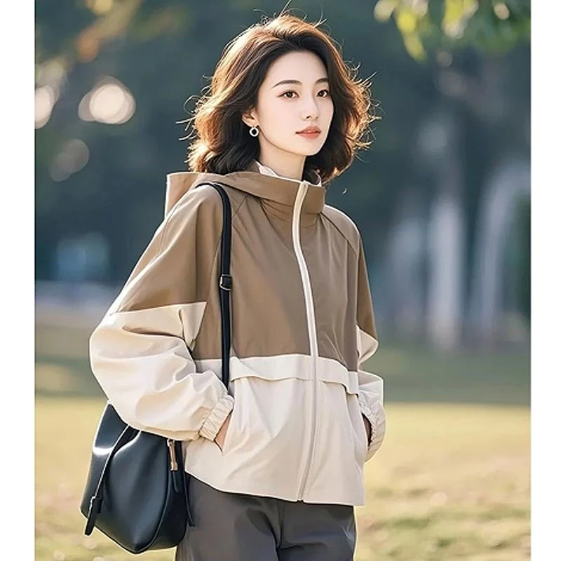 2025春秋韩式新款小众工装风连帽薄外套女高级感百搭个性时尚上衣