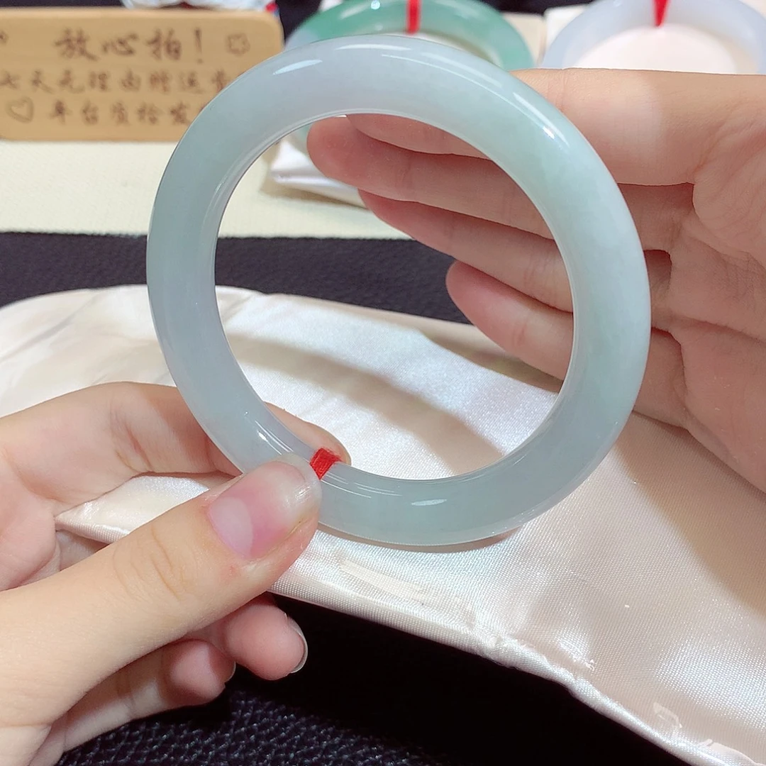 翡翠未镶嵌手镯1224