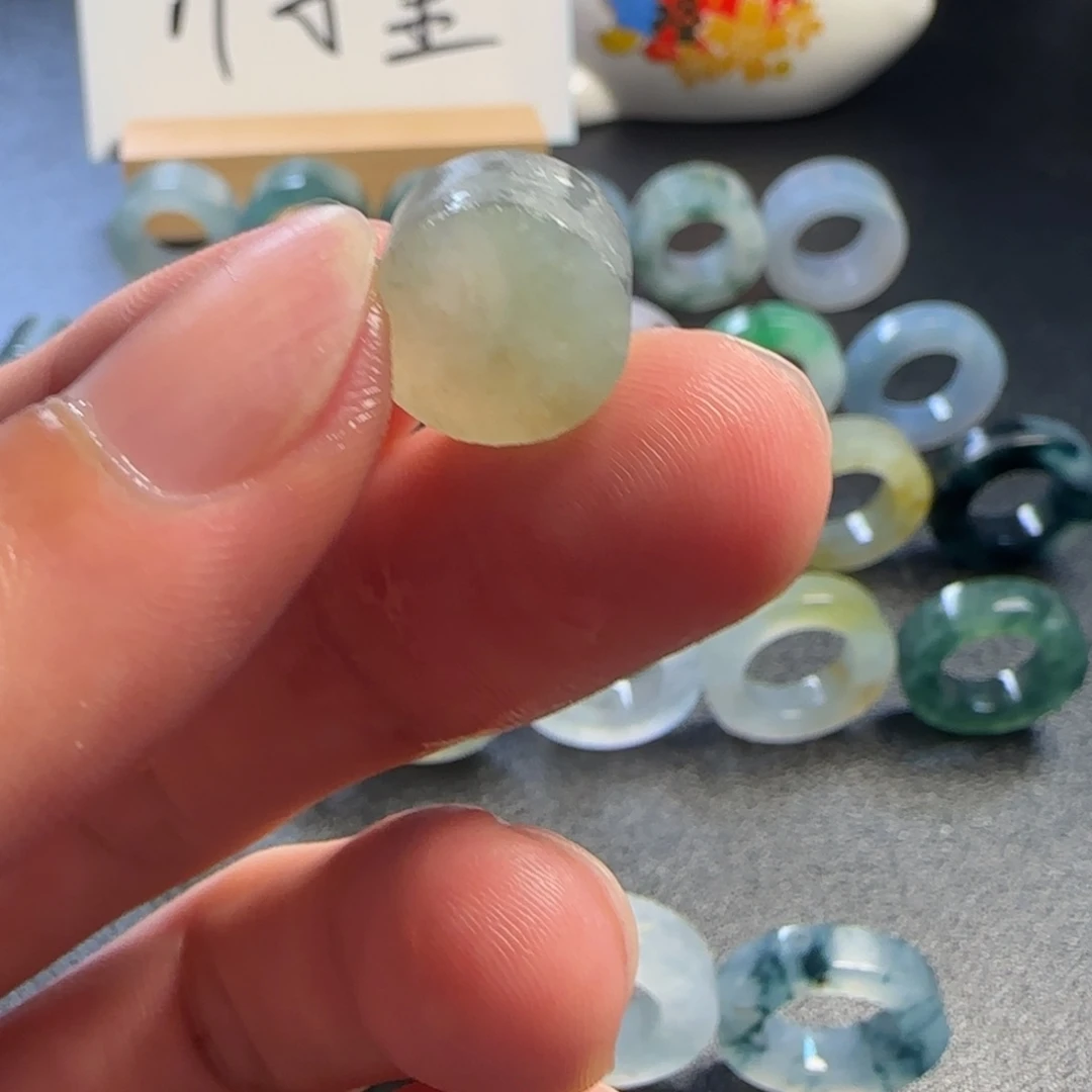 定制翡翠未镶嵌戒心