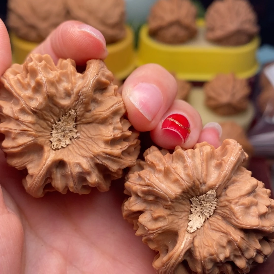 桃核把件龙门涧41……