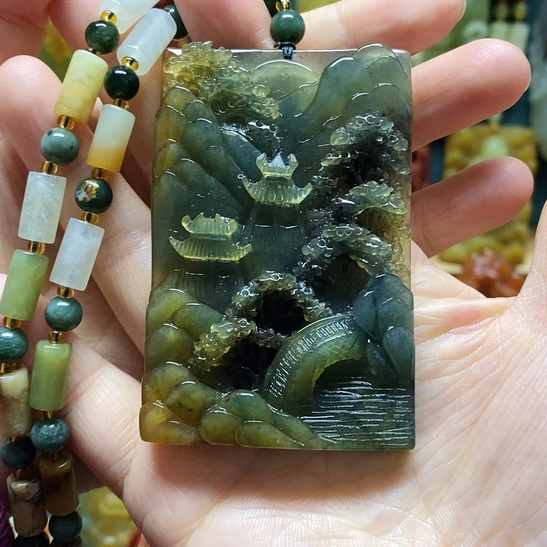 岫玉未镶嵌吊坠(赠链)